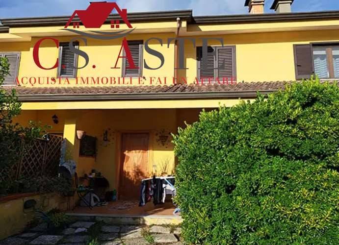 casa indipendente in vendita a Cervaro