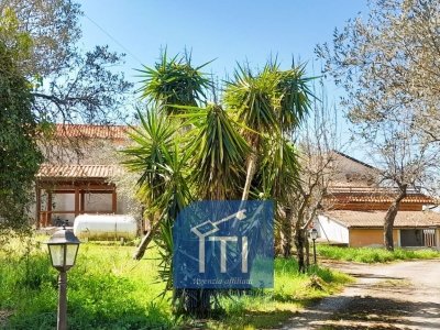 casa indipendente in vendita a Cervaro