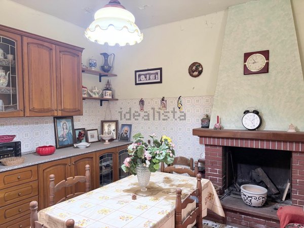 casa indipendente in vendita a Cervaro