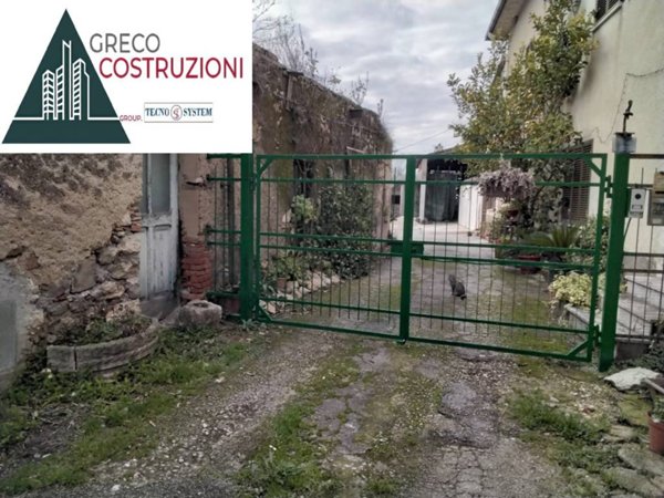 casa indipendente in vendita a Cervaro