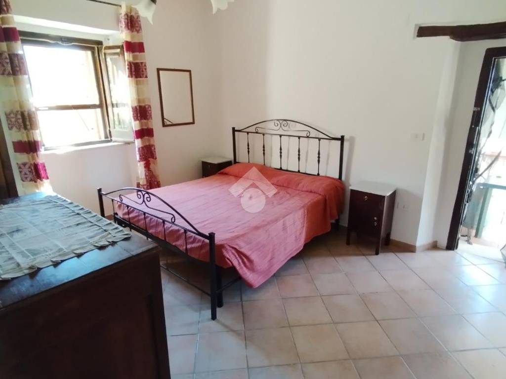 casa indipendente in vendita a Cervaro