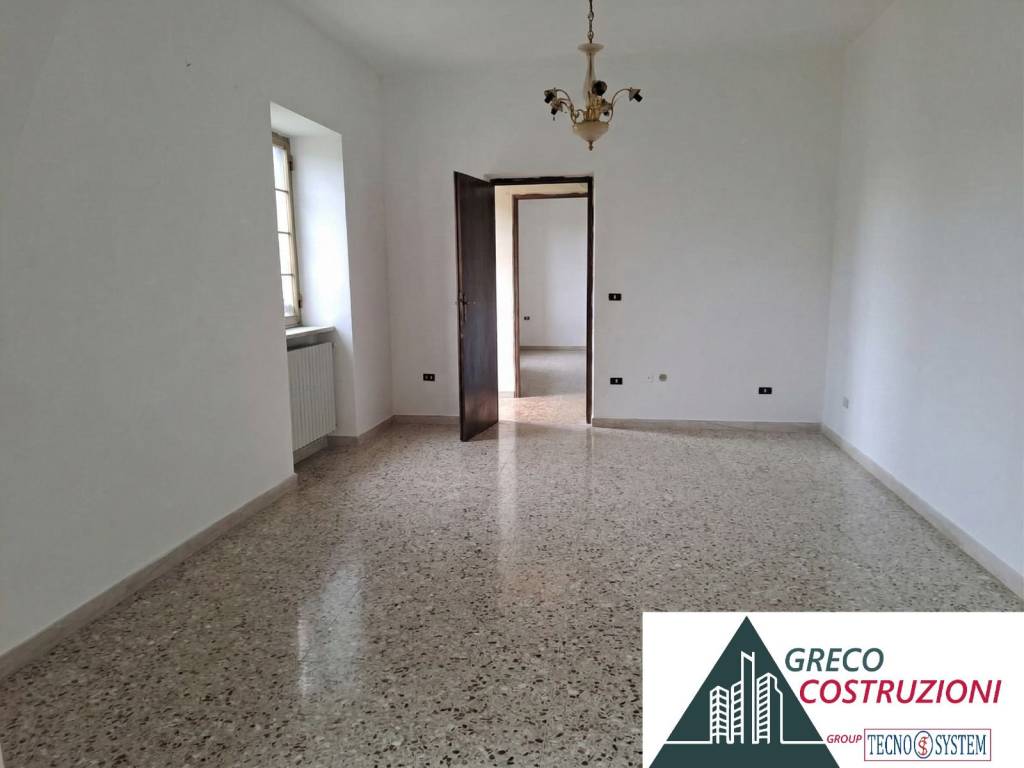 casa indipendente in vendita a Cervaro