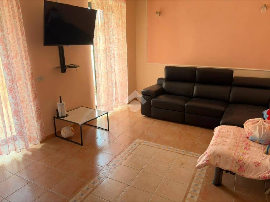 casa indipendente in vendita a Cervaro