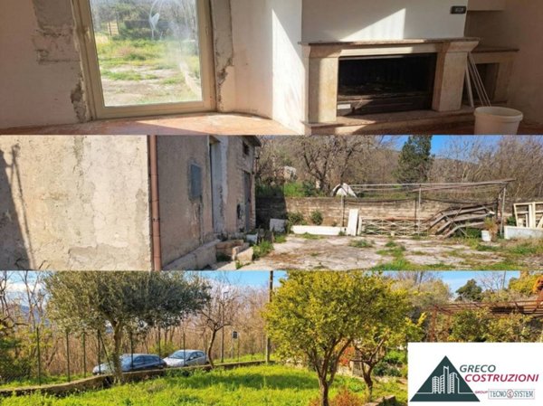 casa indipendente in vendita a Cervaro