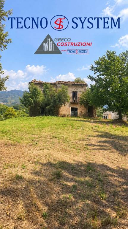 casa indipendente in vendita a Cervaro