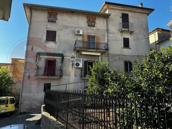 casa indipendente in vendita a Colfelice
