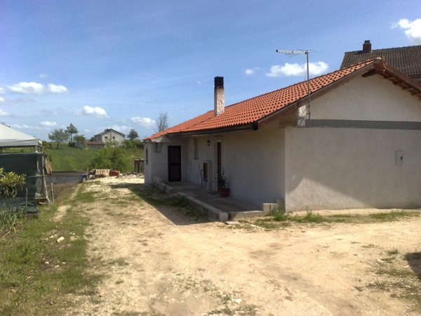 casa indipendente in vendita a Colfelice