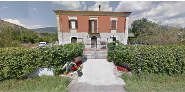 casa indipendente in vendita a Colfelice
