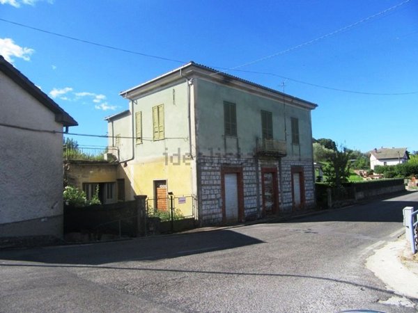 casa indipendente in vendita a Colfelice