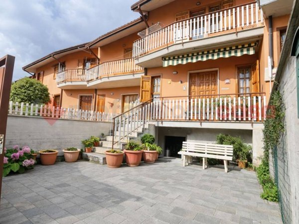 casa indipendente in vendita a Collepardo