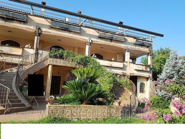 casa indipendente in vendita ad Esperia