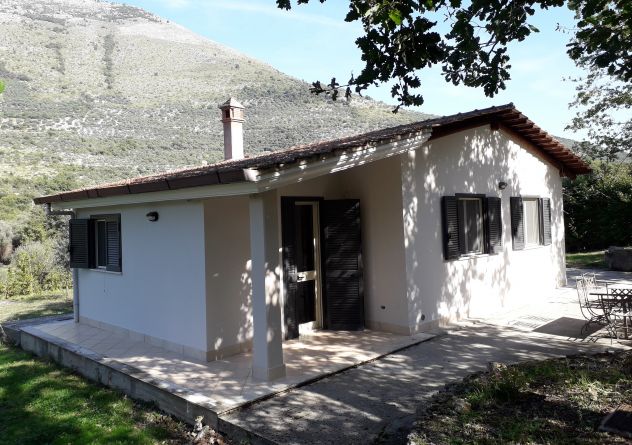 casa indipendente in vendita ad Esperia