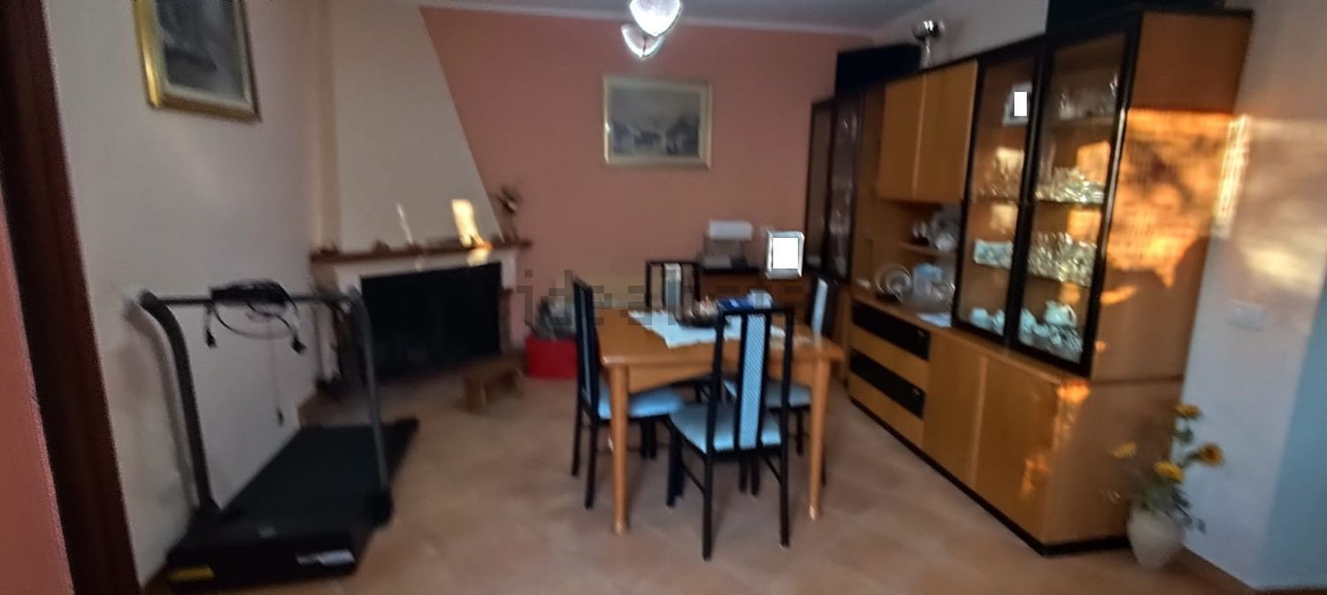 casa indipendente in vendita ad Esperia in zona Monticelli