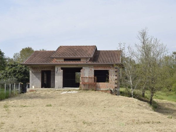 casa indipendente in vendita ad Esperia