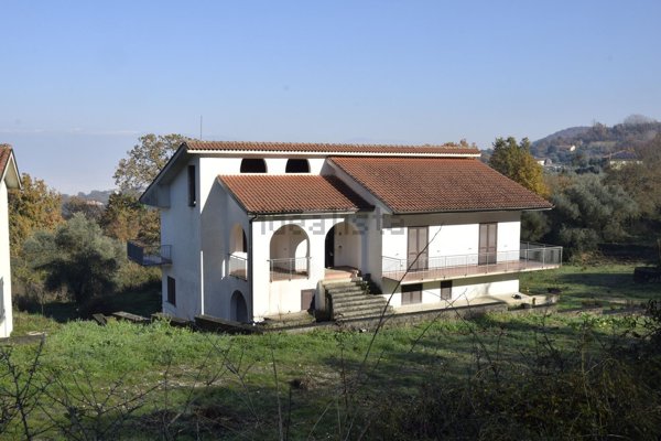 casa indipendente in vendita ad Esperia