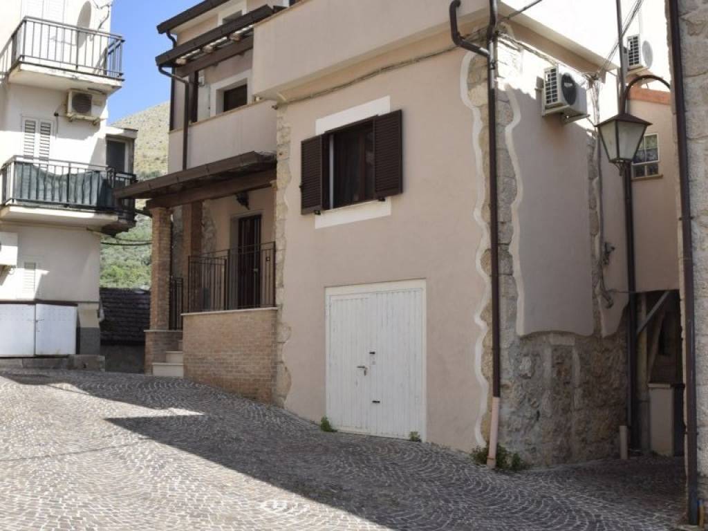 appartamento in vendita ad Esperia