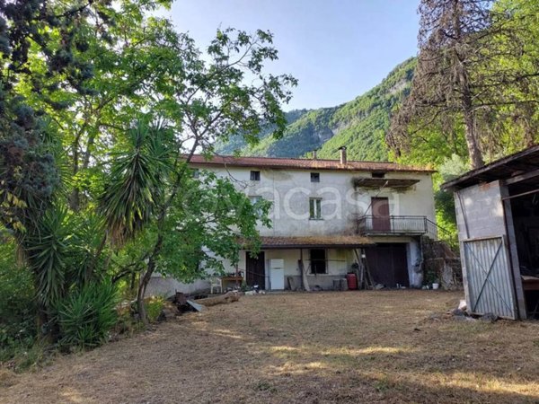 casa indipendente in vendita ad Esperia