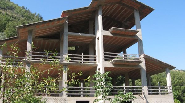 casa indipendente in vendita ad Esperia in zona Monticelli