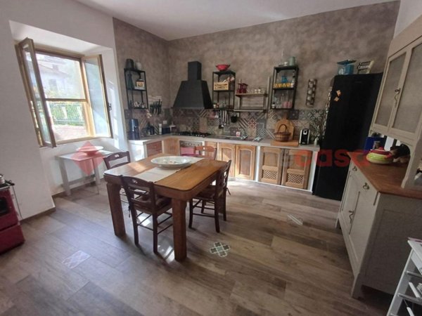 casa indipendente in vendita a Falvaterra
