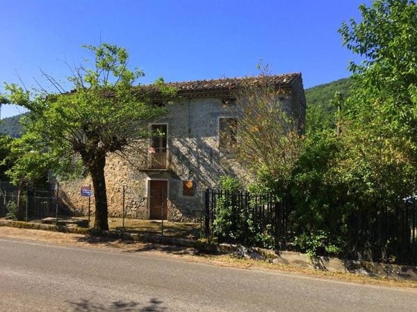 pentavano in vendita a Falvaterra
