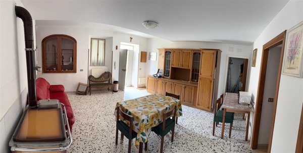 casa indipendente in vendita a Falvaterra