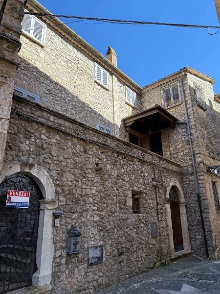 casa indipendente in vendita a Falvaterra