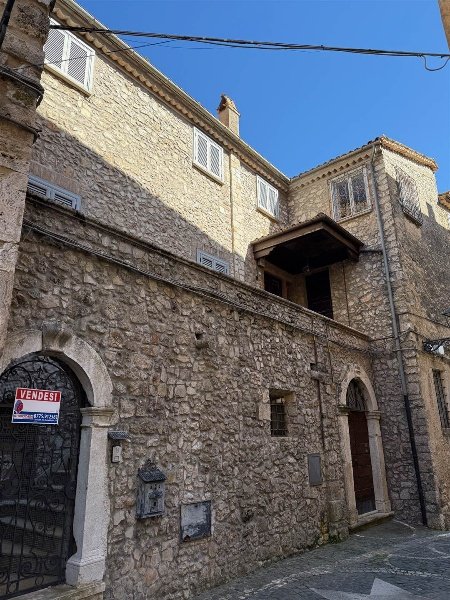 casa indipendente in vendita a Falvaterra