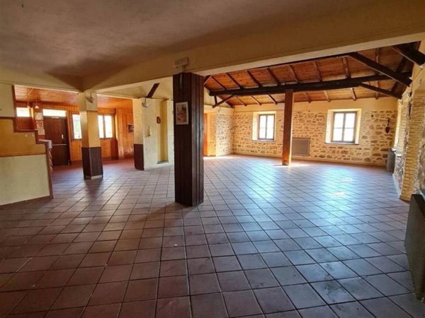 negozio in vendita a Falvaterra