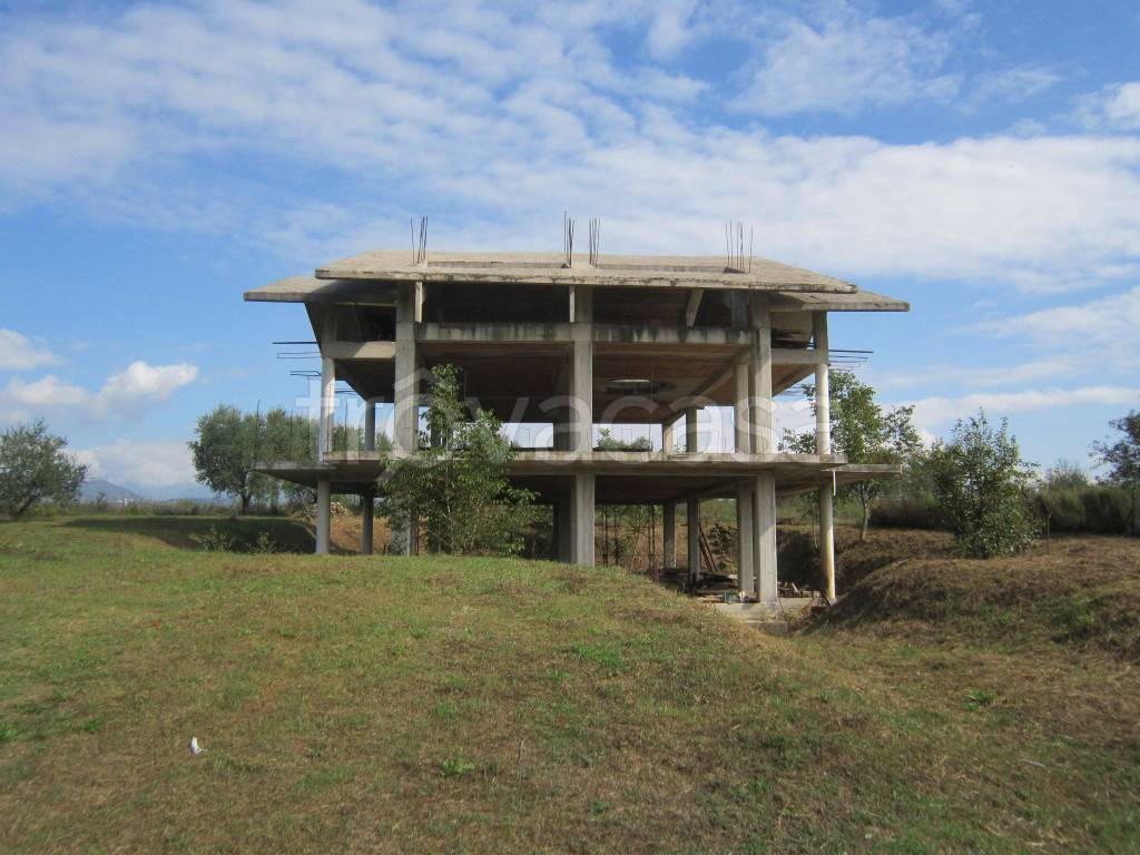 casa indipendente in vendita a Ferentino