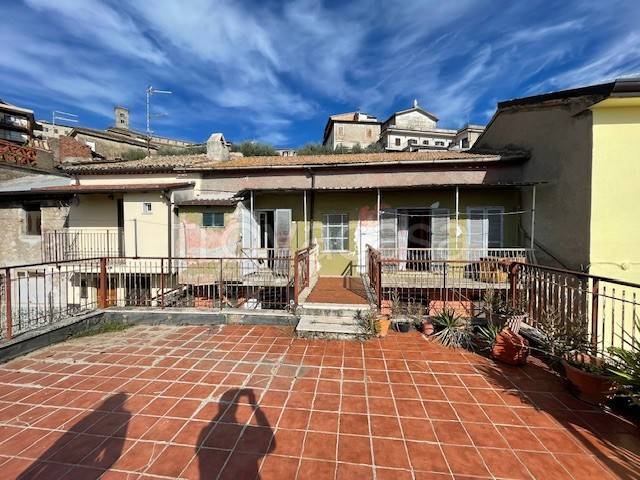 casa indipendente in vendita a Ferentino
