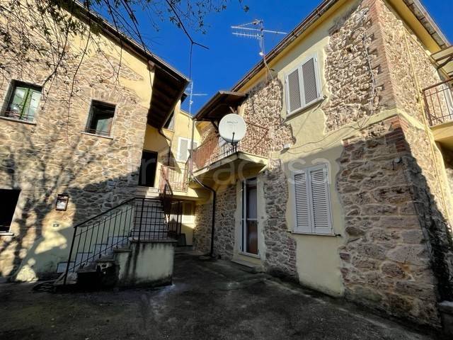 casa indipendente in vendita a Ferentino