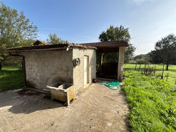 casa indipendente in vendita a Ferentino