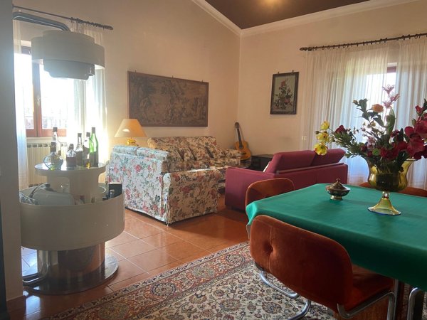 casa indipendente in vendita a Ferentino