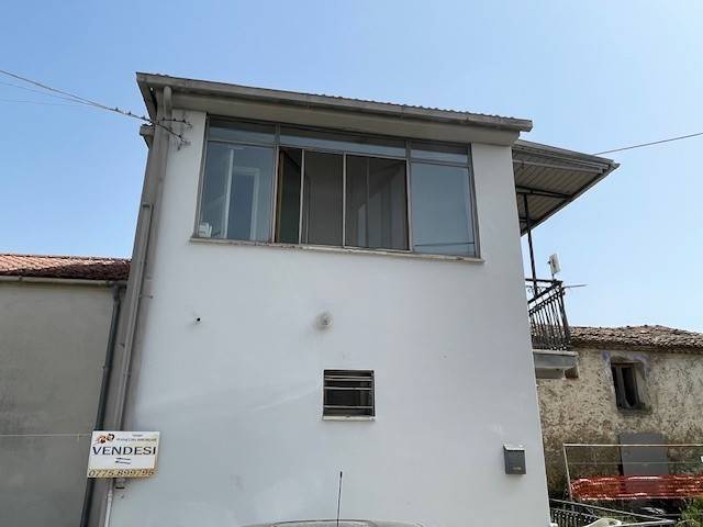 casa indipendente in vendita a Ferentino