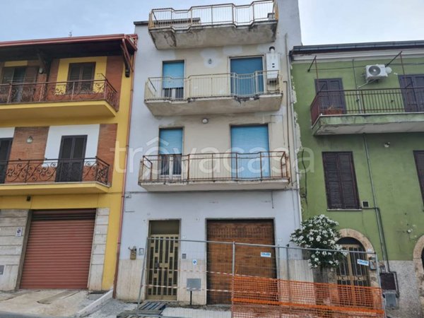 casa indipendente in vendita a Ferentino