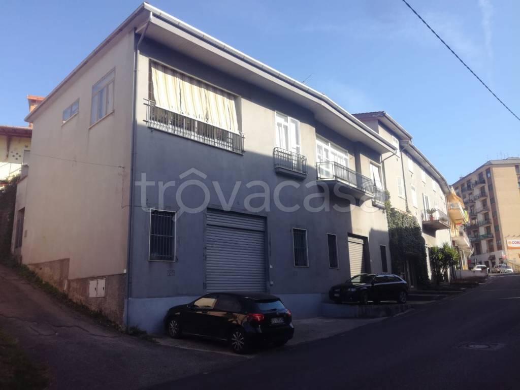 casa indipendente in vendita a Ferentino