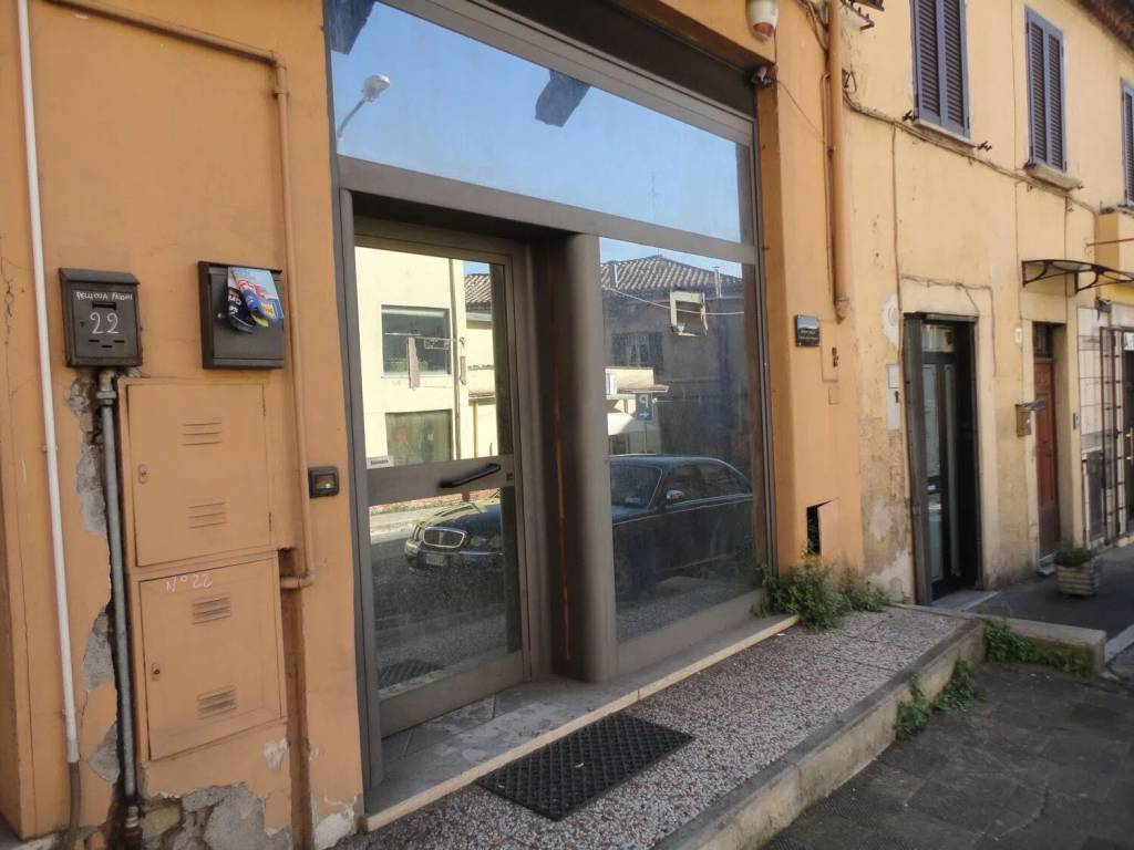 negozio in vendita a Ferentino
