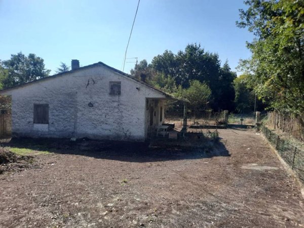 casa indipendente in vendita a Ferentino