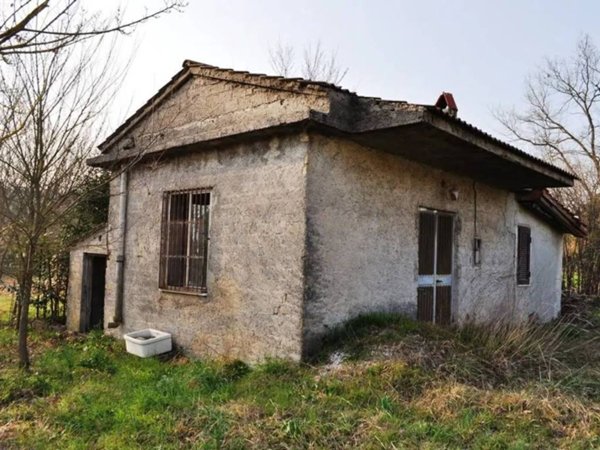 casa indipendente in vendita a Ferentino