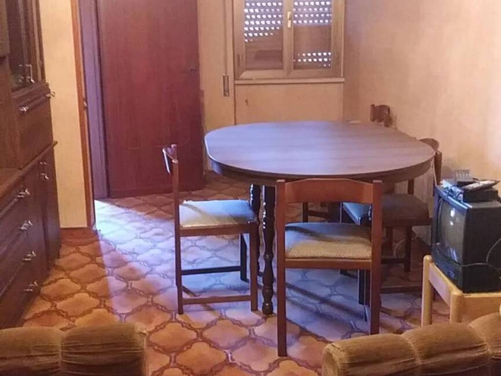 casa indipendente in vendita a Ferentino