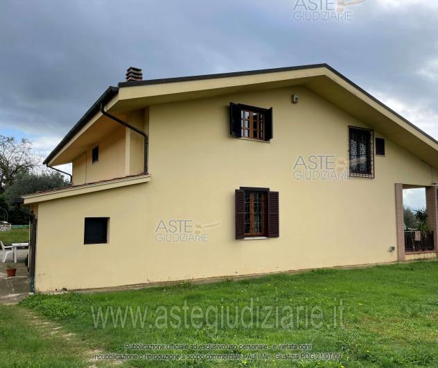 casa indipendente in vendita a Ferentino