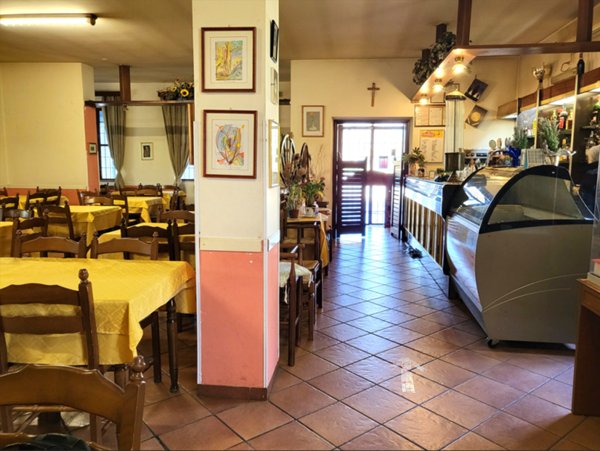 locale commerciale in vendita a Ferentino