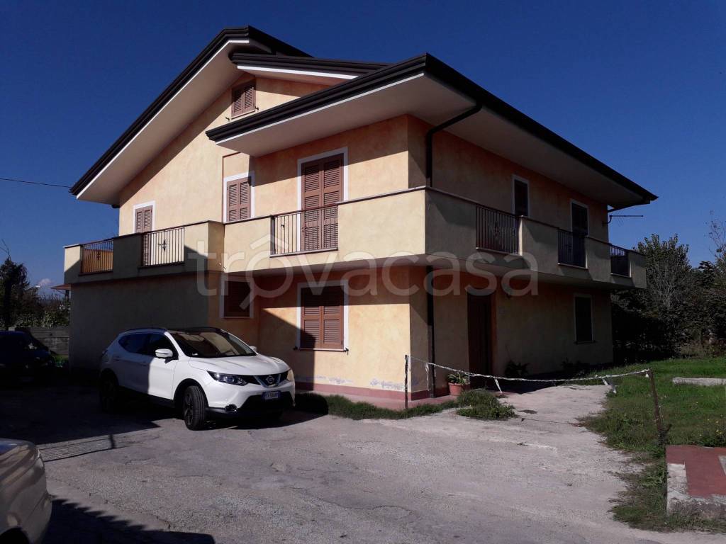 casa indipendente in vendita a Ferentino