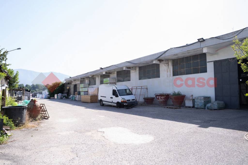 capannone in vendita a Ferentino