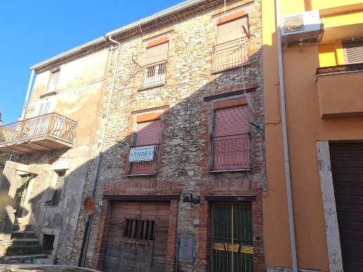 casa indipendente in vendita a Ferentino