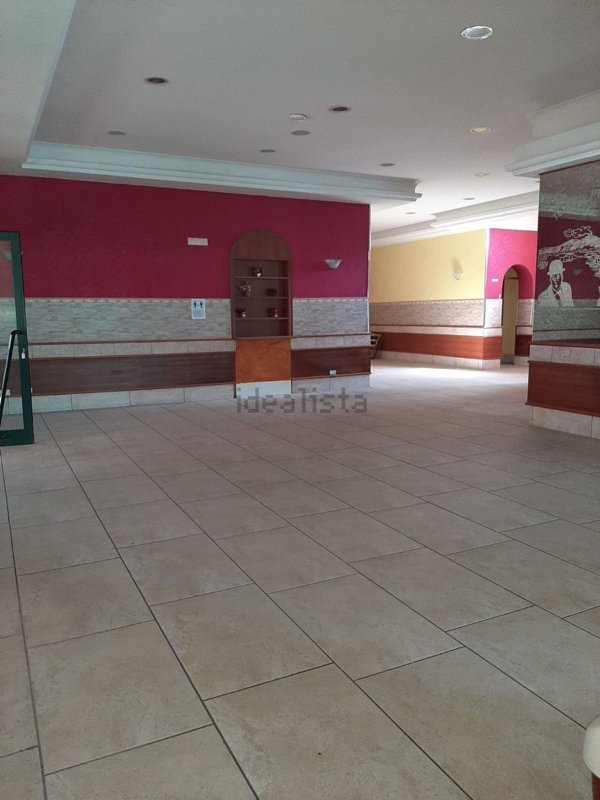 locale commerciale in vendita a Ferentino