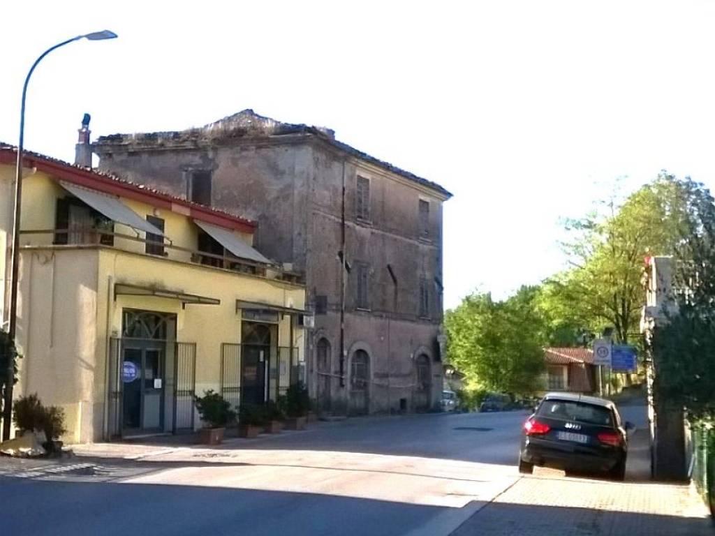 intera palazzina in vendita a Ferentino