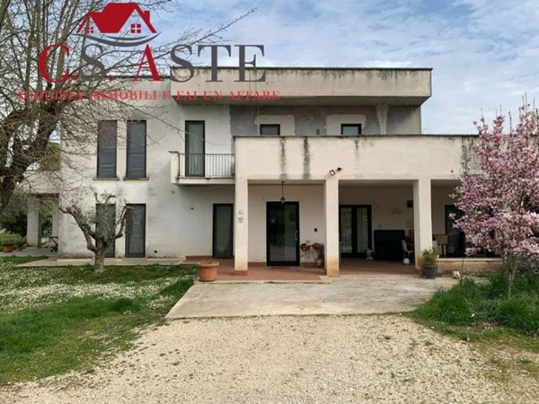 casa indipendente in vendita a Ferentino