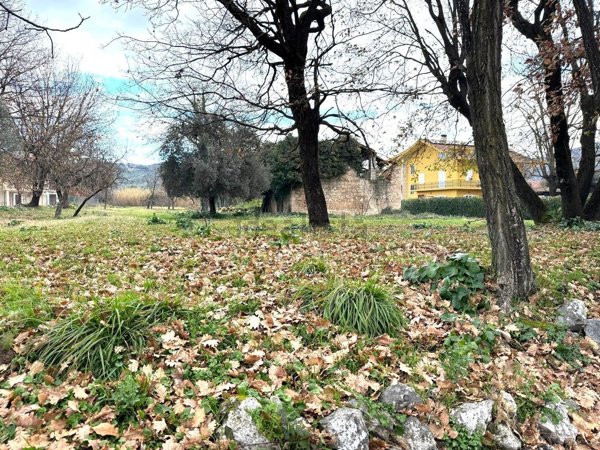 casa indipendente in vendita a Ferentino