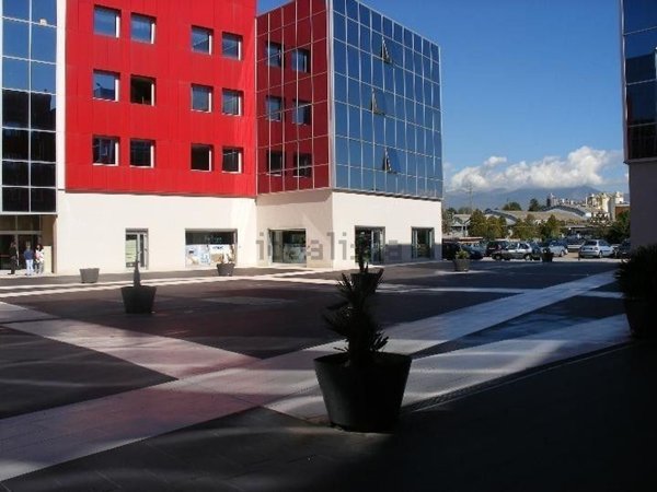 locale commerciale in vendita a Ferentino